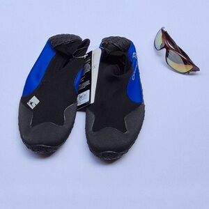 O'Neill Reactor 2 mm Reef Booties color Black size 13.